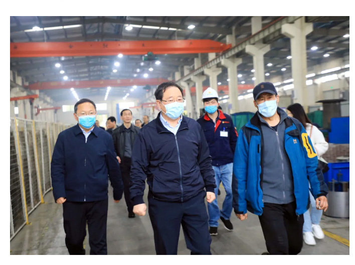 省经信厅牛弩韬厅长一行莅临milan米兰电子(中国)官方网站调研